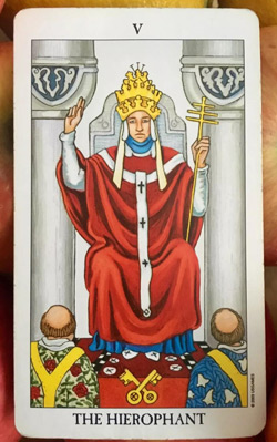 塔羅牌5教皇正位/教皇逆位牌義解讀