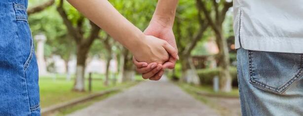 天蝎座真生氣和假生氣的表現