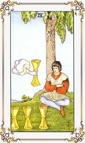 塔羅牌圣杯4正位逆位愛情事業財運解讀