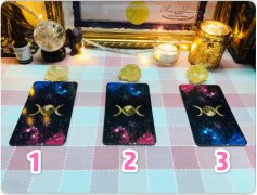 塔羅他是爛桃花嗎?為什么總碰到爛桃花