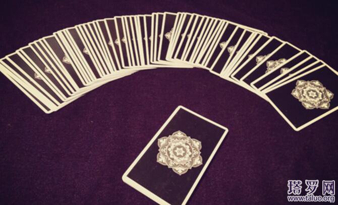 塔羅牌占卜的步驟注意事項