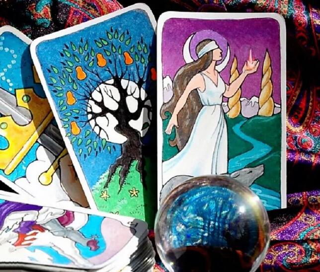 韋特塔羅牌與泛韋特系牌通用嗎