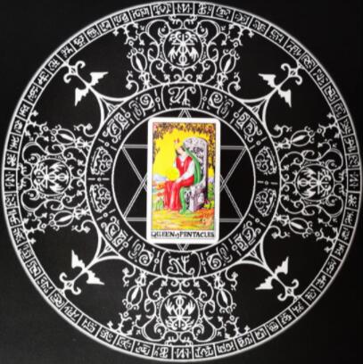 經典塔羅牌78張詳解（星幣王后）