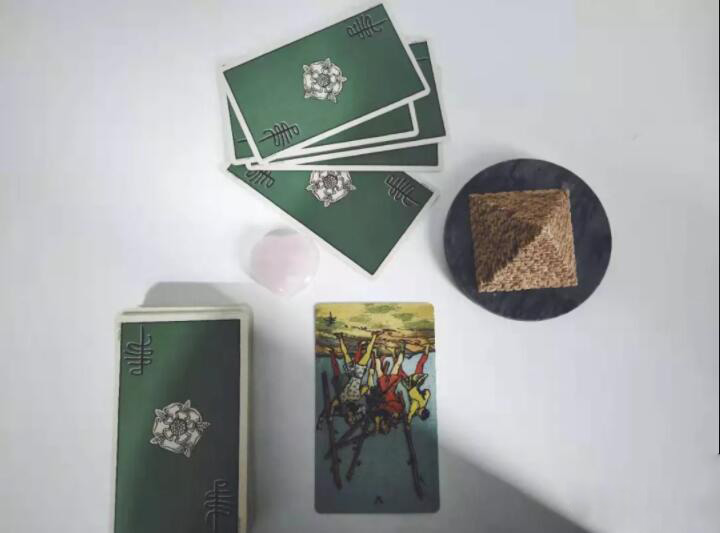 塔羅牌占卜是什么原理？占卜時如何得到更好的指引