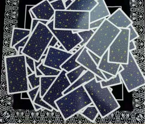 塔羅牌占卜問題大全（塔羅牌占卜步驟）