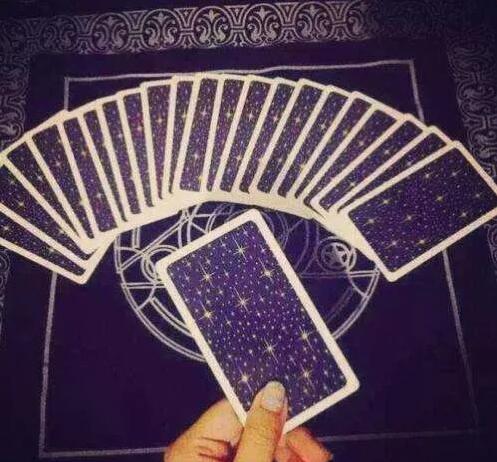 網上的占卜師是真是假