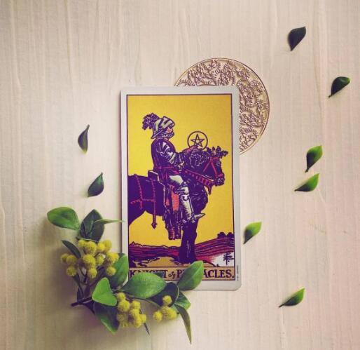 如何學會塔羅牌占卜？怎么學會塔羅牌占卜