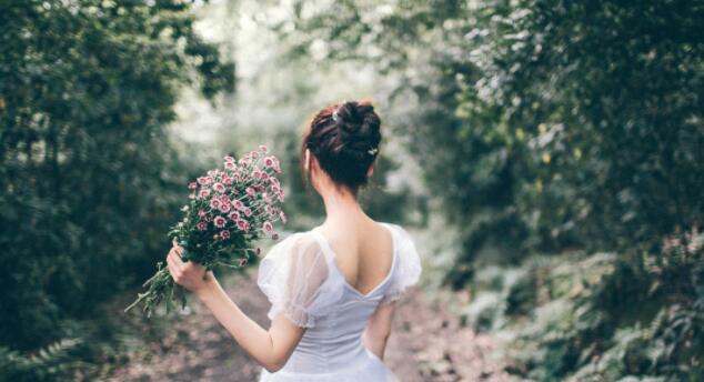 塔羅占卜他有什么話想對我說