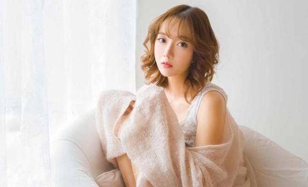 塔羅占卜另一半(年齡比你大還是小)