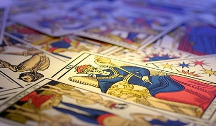 塔羅是什么？塔羅到底準不準？怎么進行塔羅咨詢？