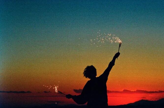 塔羅占卜你是他的唯一嗎 （1）